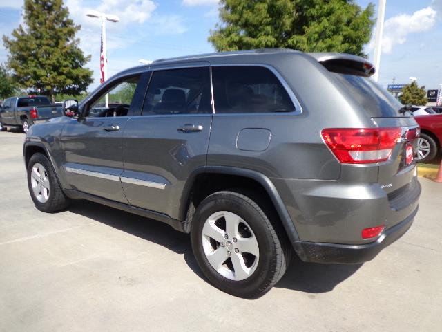 Jeep Grand Cherokee 2011 photo 4