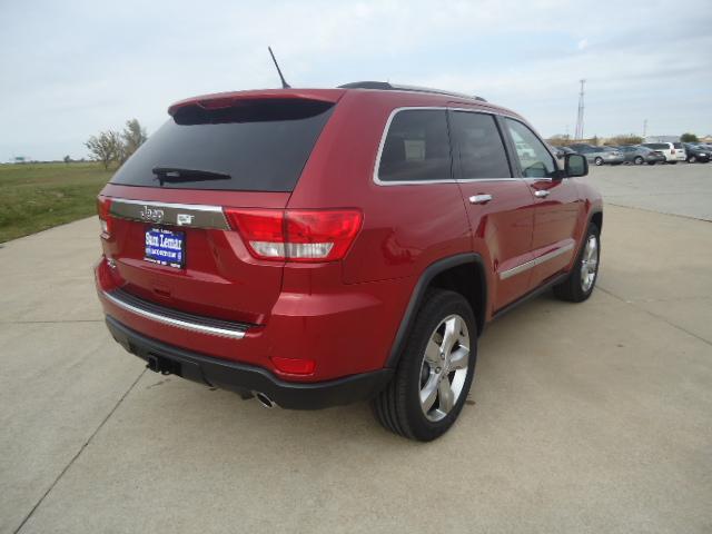 Jeep Grand Cherokee 2011 photo 1