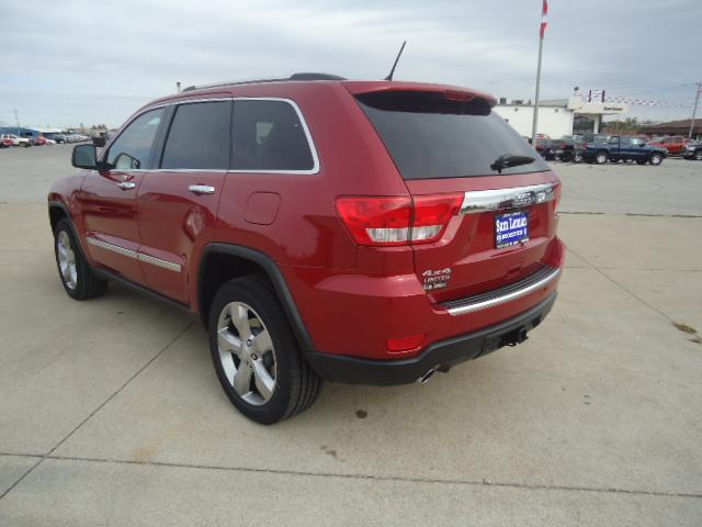 Jeep Grand Cherokee 2011 photo 2