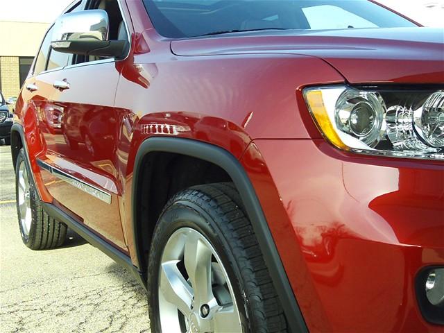 Jeep Grand Cherokee 2011 photo 2