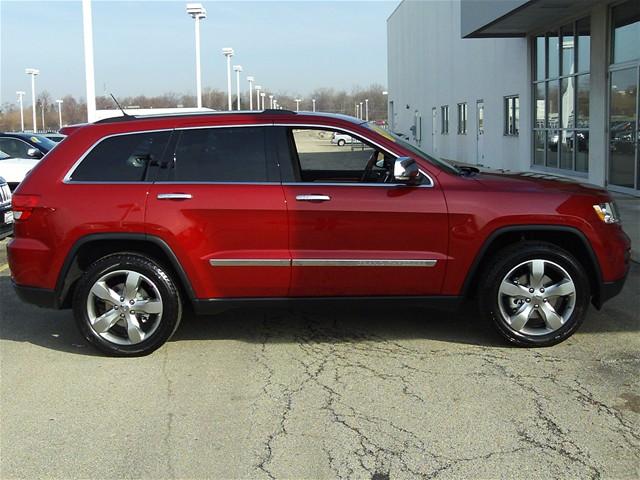 Jeep Grand Cherokee 2011 photo 3