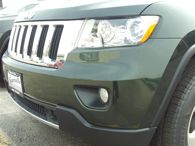 Jeep Grand Cherokee 2011 photo 2