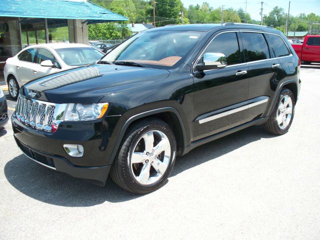 Jeep Grand Cherokee 2011 photo 10