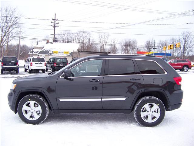 Jeep Grand Cherokee 2011 photo 1