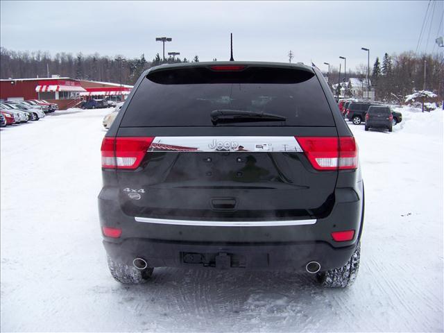 Jeep Grand Cherokee 2011 photo 3
