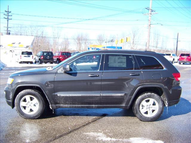 Jeep Grand Cherokee 2011 photo 1