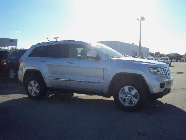 Jeep Grand Cherokee 2011 photo 1