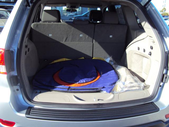 Jeep Grand Cherokee 2011 photo 3