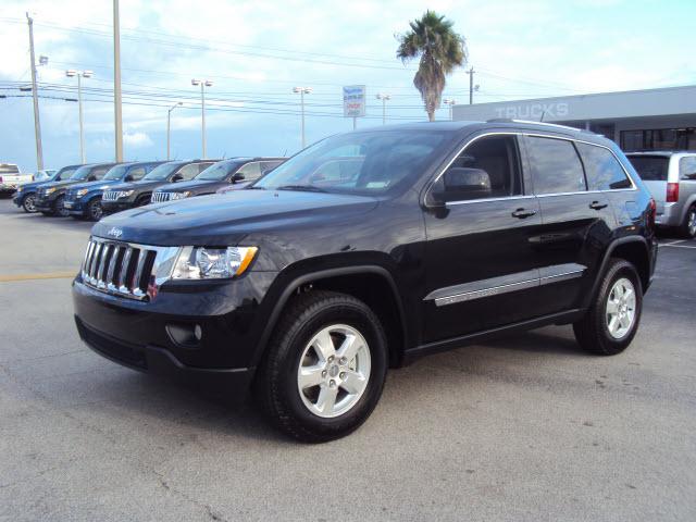 Jeep Grand Cherokee 2011 photo 1