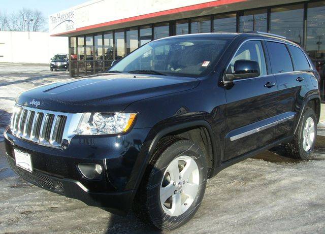 Jeep Grand Cherokee LS Sport Utility