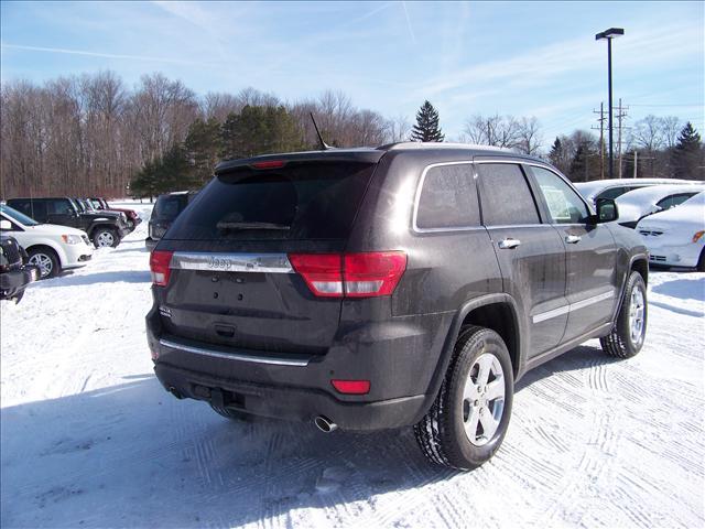 Jeep Grand Cherokee 2011 photo 2