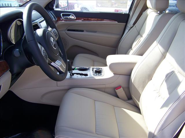 Jeep Grand Cherokee 2011 photo 5