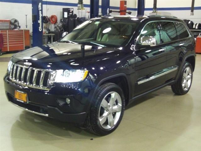Jeep Grand Cherokee 2011 photo 1