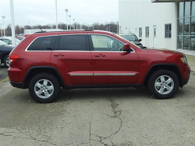 Jeep Grand Cherokee 2011 photo 3
