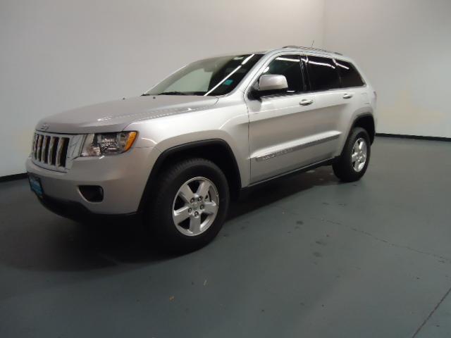 Jeep Grand Cherokee 2011 photo 3