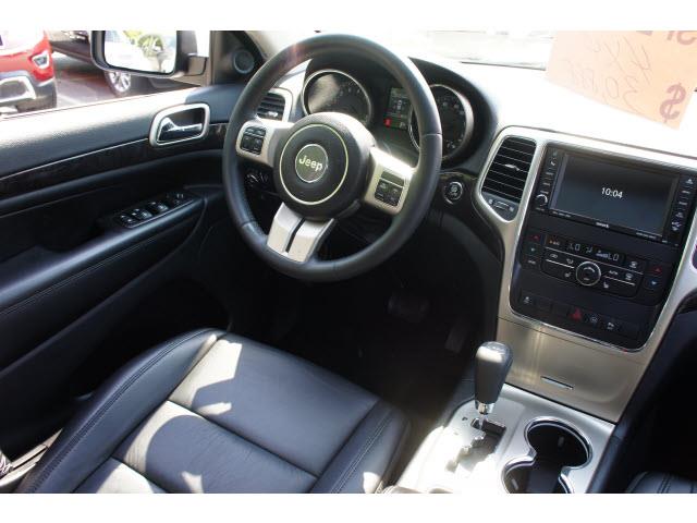 Jeep Grand Cherokee 2011 photo 11