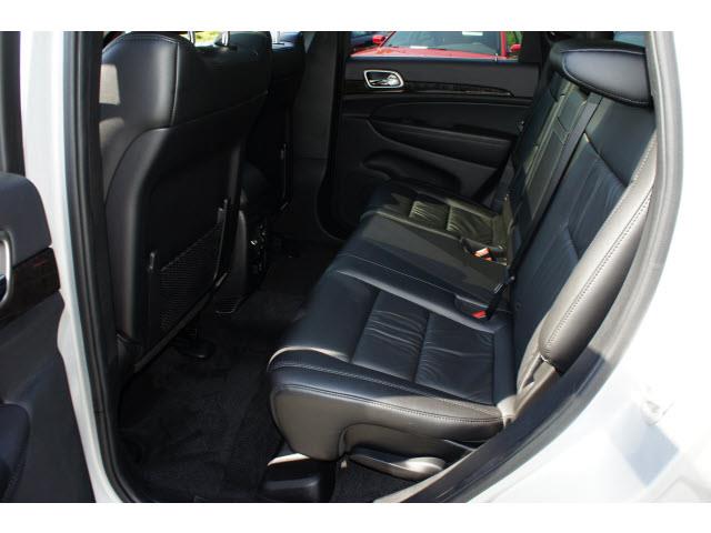 Jeep Grand Cherokee 2011 photo 12