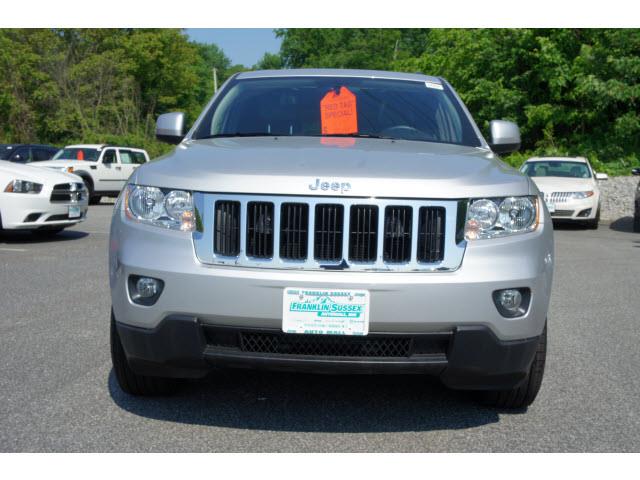 Jeep Grand Cherokee 2011 photo 2