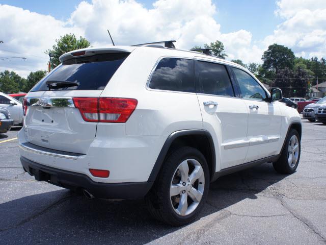 Jeep Grand Cherokee 2011 photo 4