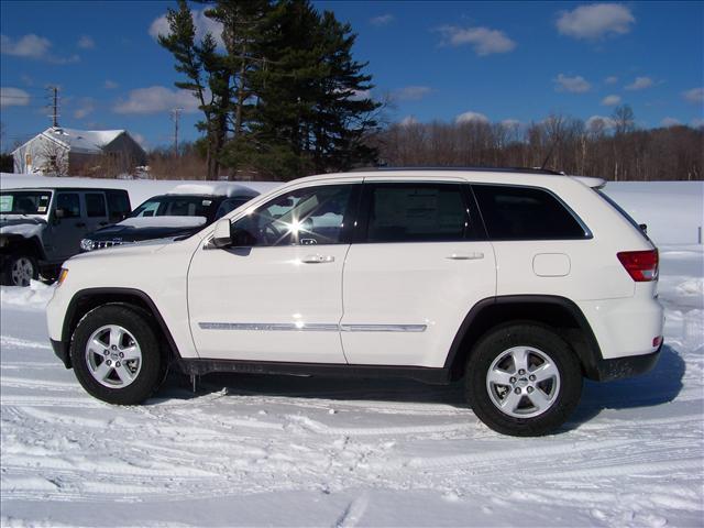 Jeep Grand Cherokee 2011 photo 1