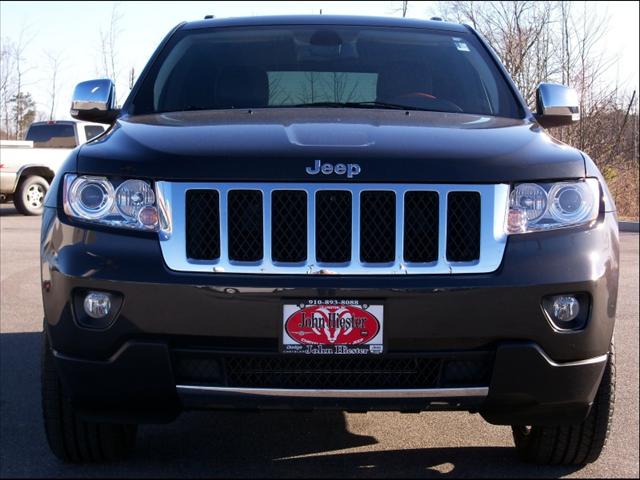 Jeep Grand Cherokee 2011 photo 1