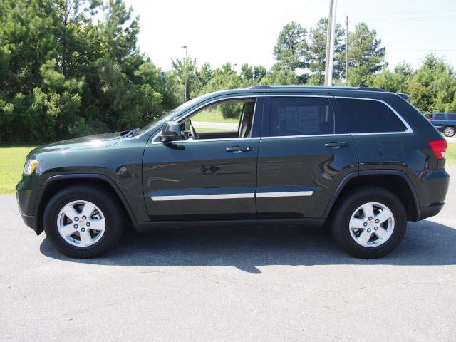 Jeep Grand Cherokee 2011 photo 1