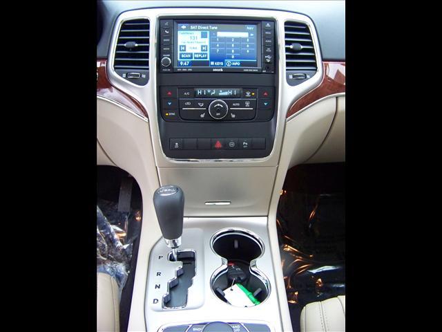 Jeep Grand Cherokee 2011 photo 4
