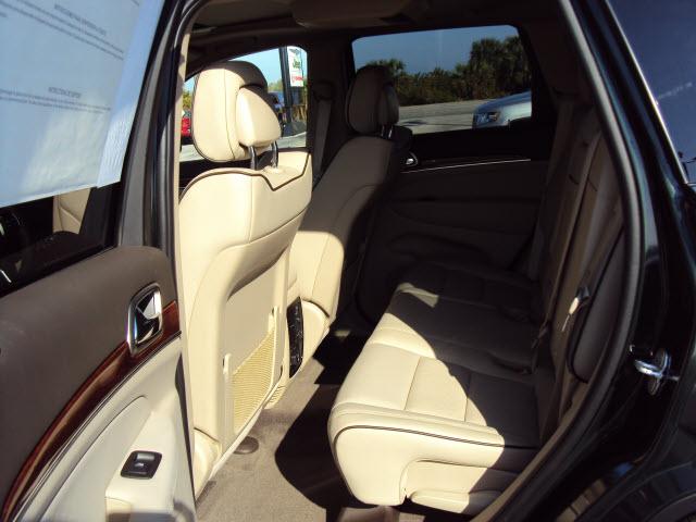 Jeep Grand Cherokee 2011 photo 5