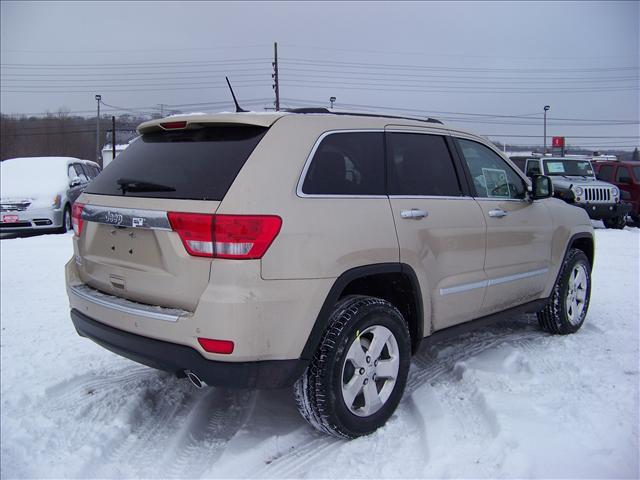Jeep Grand Cherokee 2011 photo 2