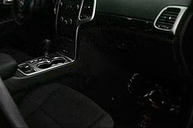 Jeep Grand Cherokee 2011 photo 1