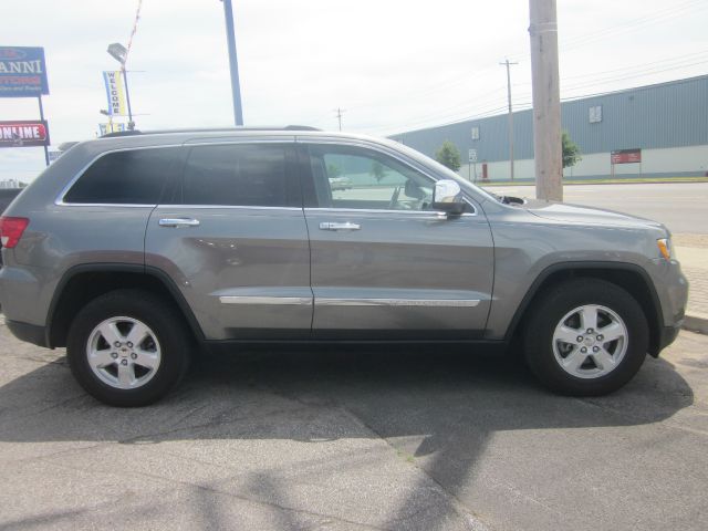 Jeep Grand Cherokee 2012 photo 1