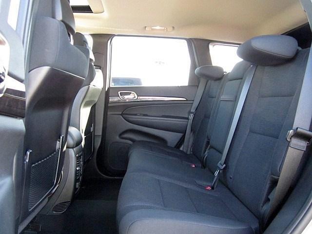 Jeep Grand Cherokee LS SUV