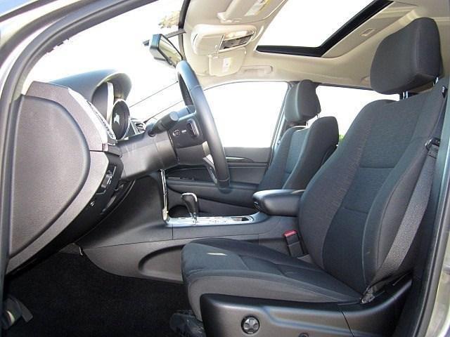 Jeep Grand Cherokee 2012 photo 9