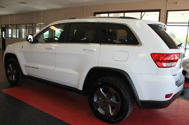 Jeep Grand Cherokee 2013 photo 3