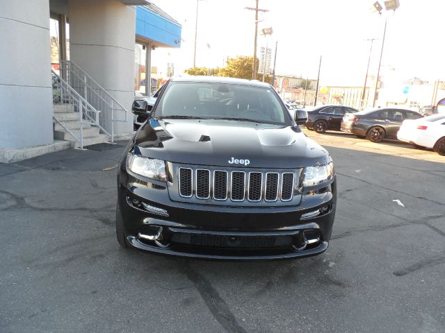 Jeep Grand Cherokee 1500 Extended Cab LT SUV