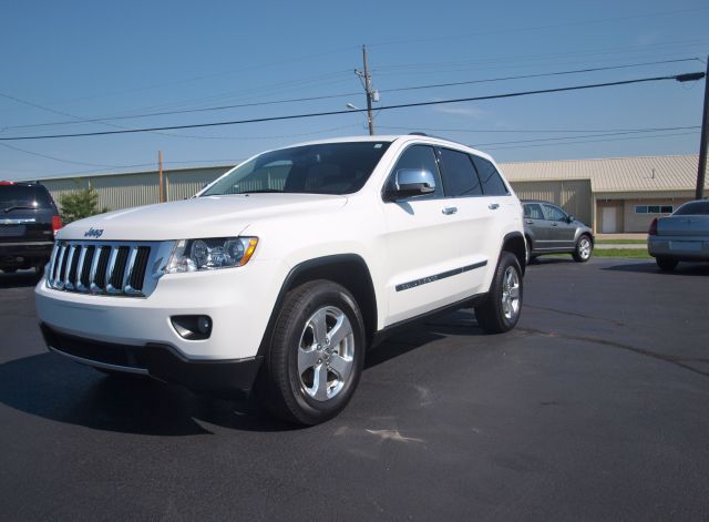 Jeep Grand Cherokee 2013 photo 3