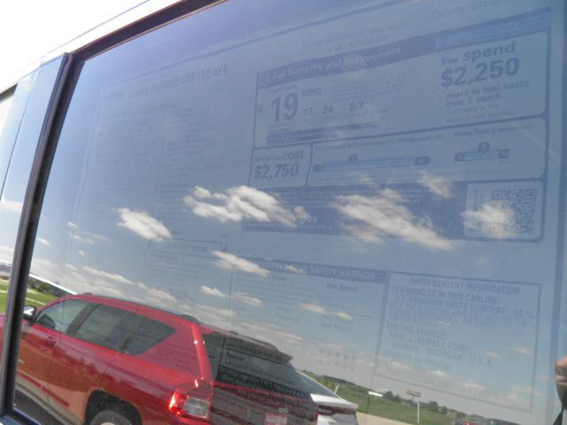 Jeep Grand Cherokee 2014 photo 4