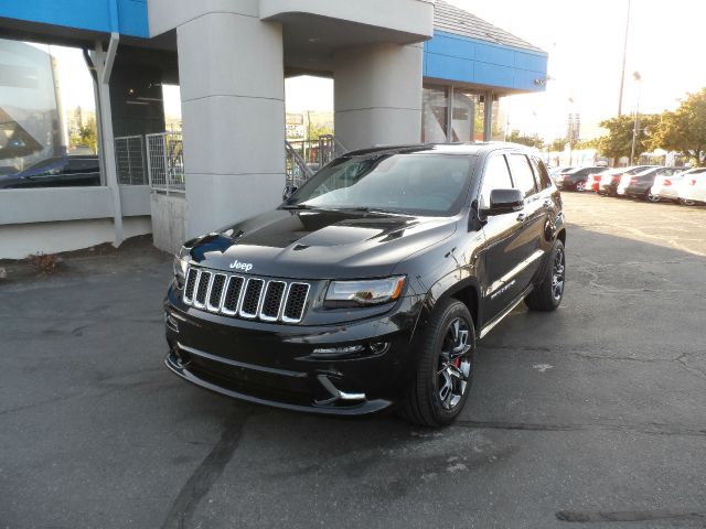Jeep Grand Cherokee 1500 Extended Cab LT SUV