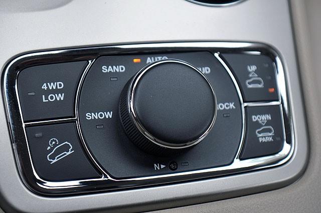 Jeep Grand Cherokee 2014 photo 10