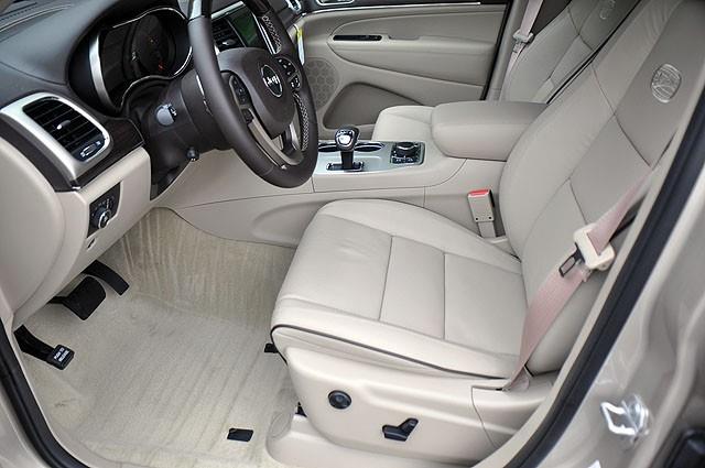 Jeep Grand Cherokee 2014 photo 11