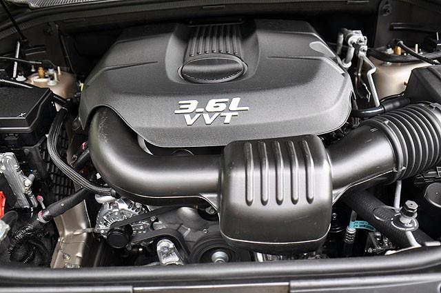 Jeep Grand Cherokee 2014 photo 4