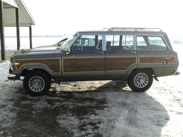 Jeep Grand Wagoneer 1990 photo 1