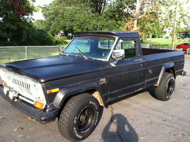Jeep J10 Pickup 1978 photo 1