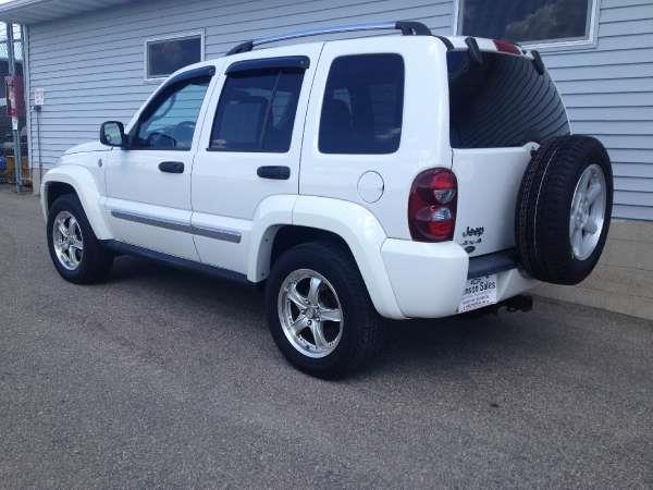Jeep LIBERTY LTD 2005 photo 2