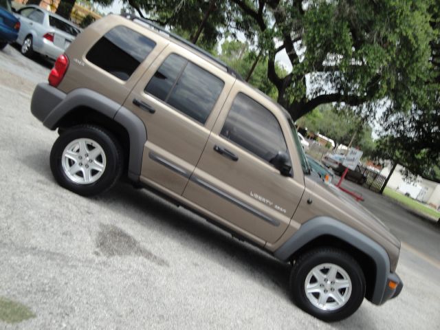 Jeep Liberty 2002 photo 4