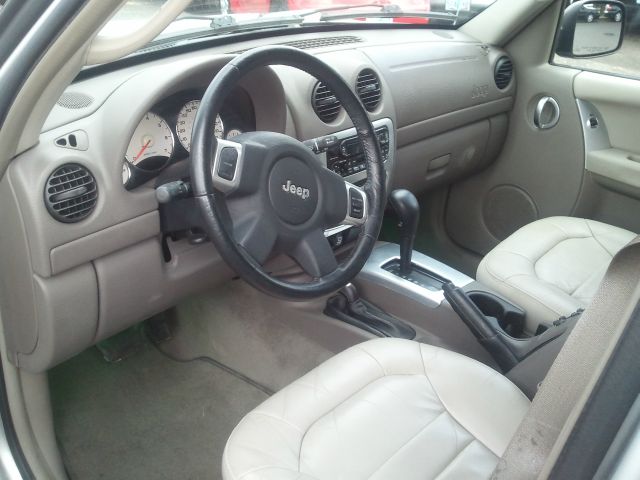 Jeep Liberty 2002 photo 1
