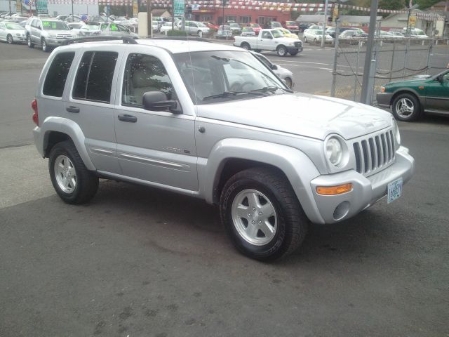 Jeep Liberty 2002 photo 2
