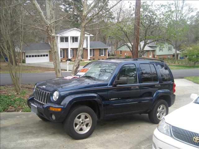 Jeep Liberty 2002 photo 3