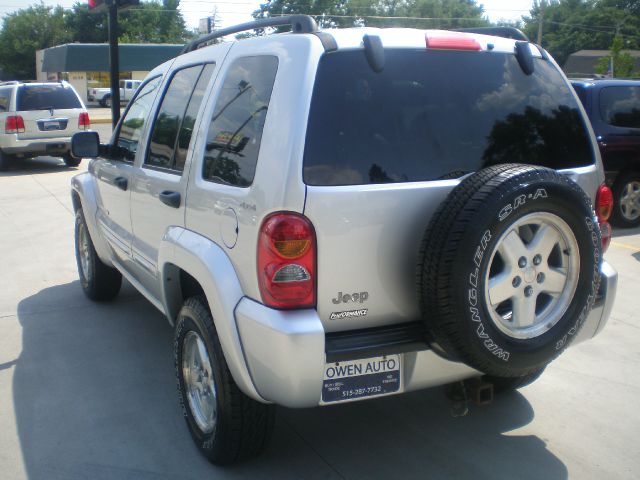 Jeep Liberty Super SUV