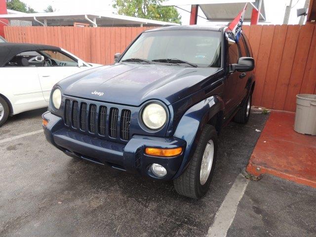 Jeep Liberty Extended Cab V8 LT W/1lt SUV